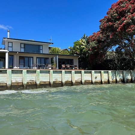 Absolute Waterfront Serenity Near Auckland Clarks Beach Exterior photo