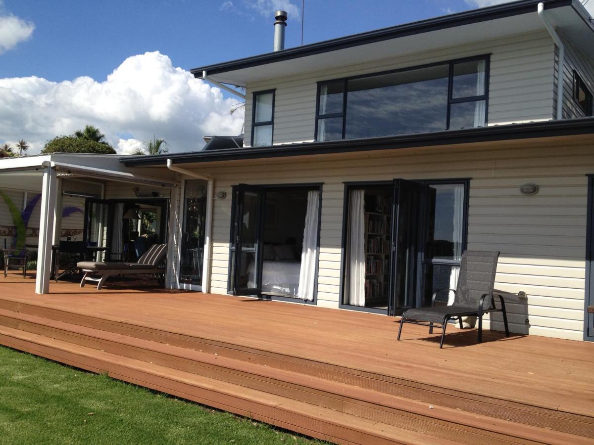 Absolute Waterfront Serenity Near Auckland Clarks Beach Exterior photo